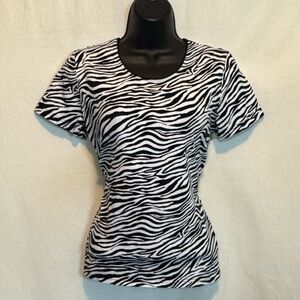 G-74 Kim Rogers Black & White Animal Print‎ Pullover Short Sleeve Blouse Size S